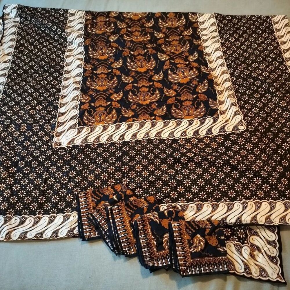 Vintage cotton navy and russet brown tablecloth and napkins